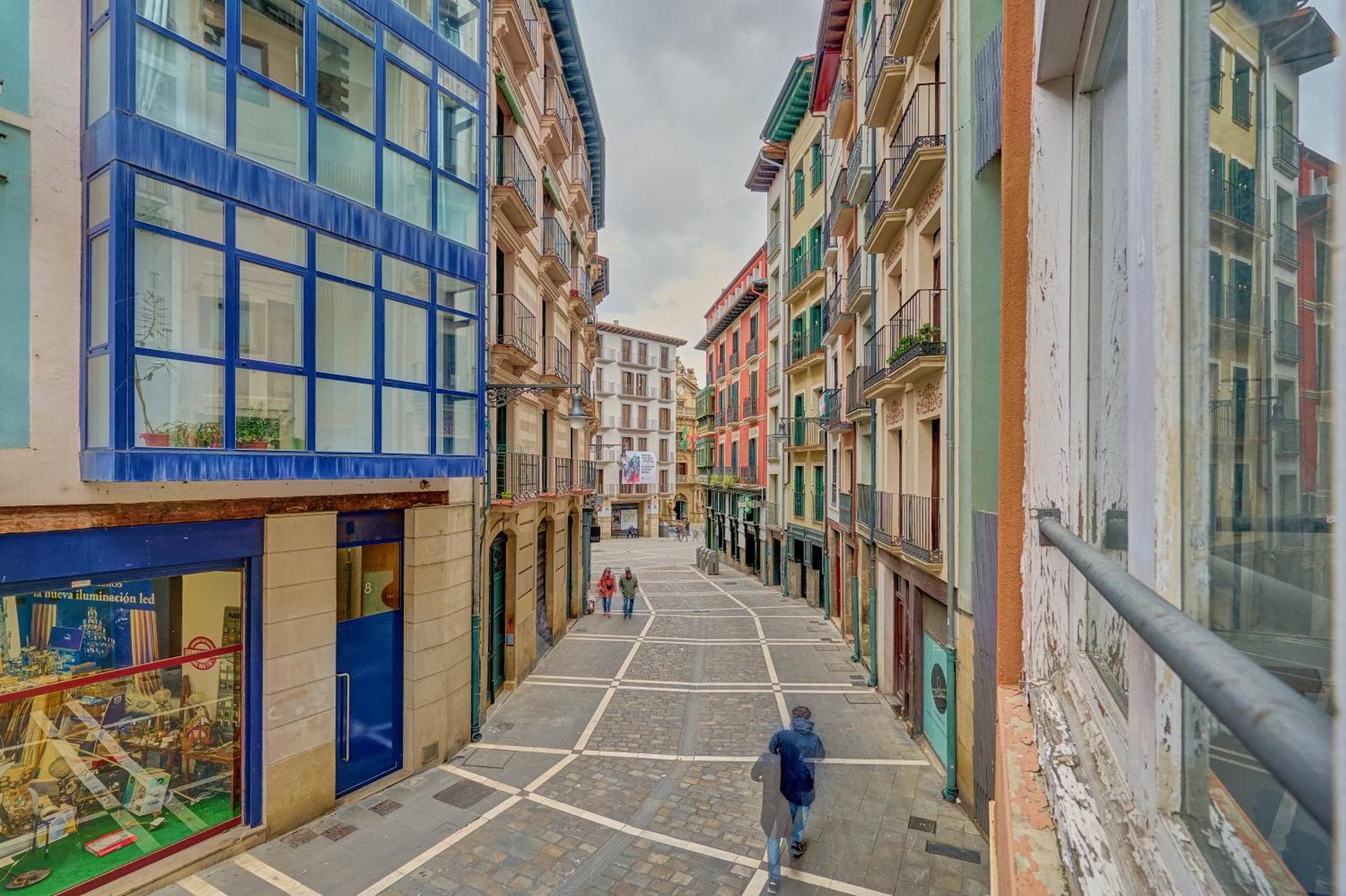 Casa Andrea By Clabao Apartment Pamplona Bagian luar foto