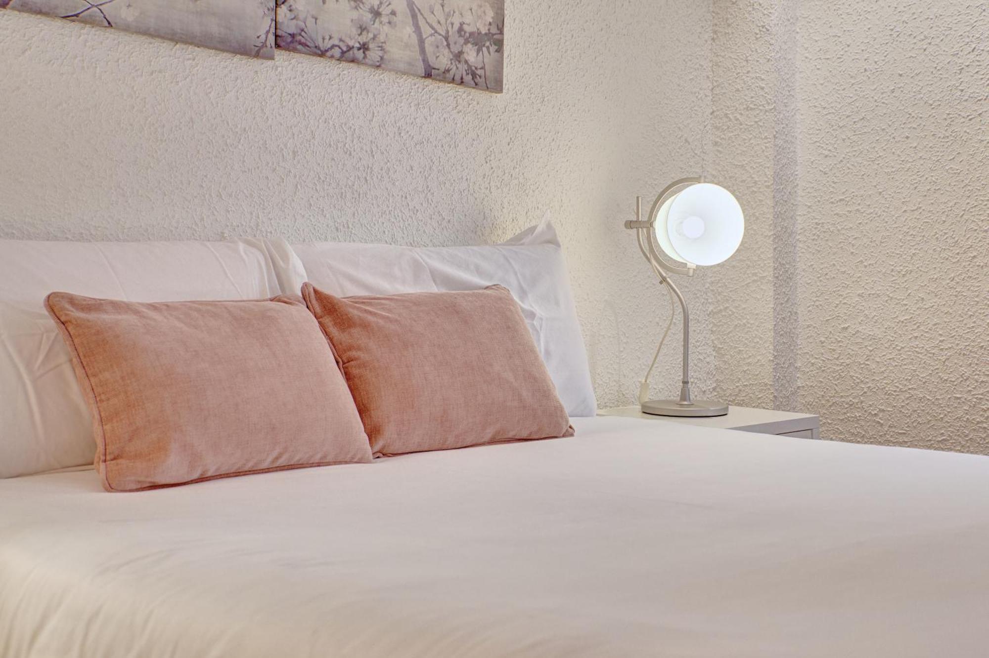 Casa Andrea By Clabao Apartment Pamplona Bagian luar foto