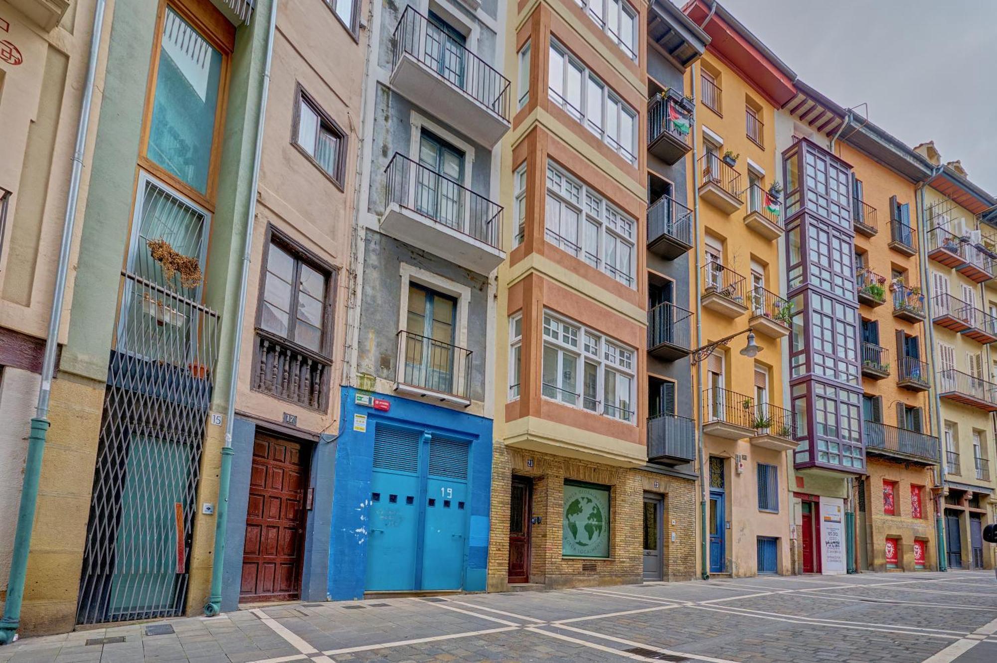 Casa Andrea By Clabao Apartment Pamplona Bagian luar foto